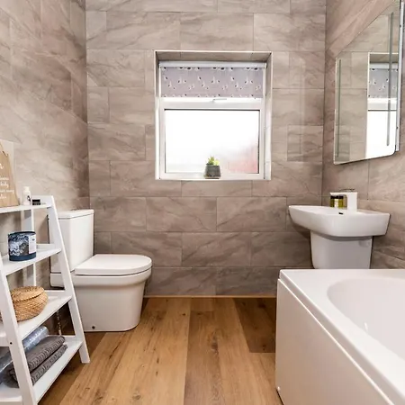 Breakspeare House * Скарборо